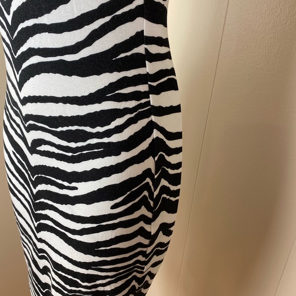 Nadia Tarr Zebra Print Pencil Bodycon Dress - Picture 6 of 9